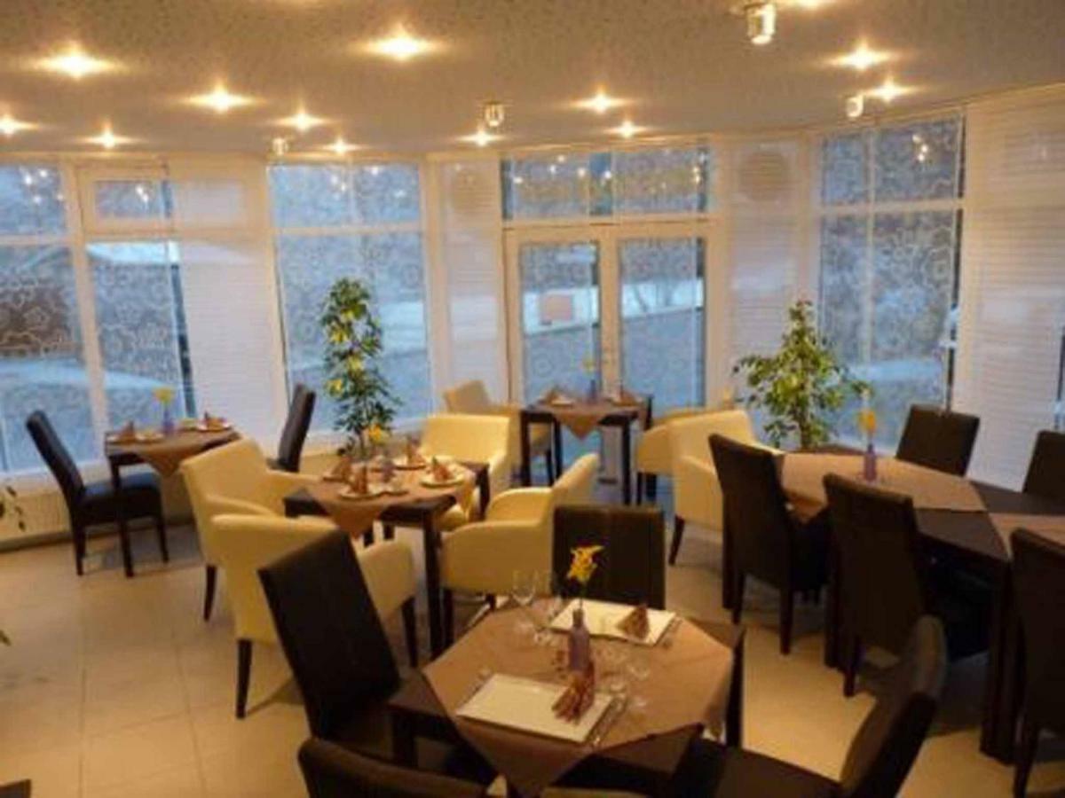 Cafe Und Pension Ringer Vilseck Eksteriør bilde